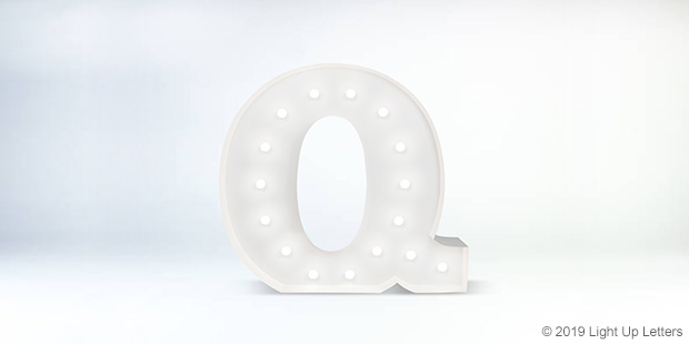 Letter Q 1.5 Metre Light Up Event Letter