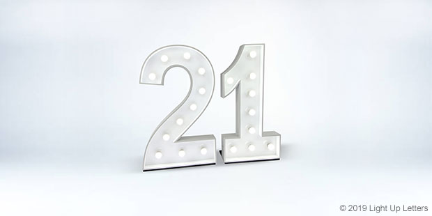 21 Light Up Letters in White Light