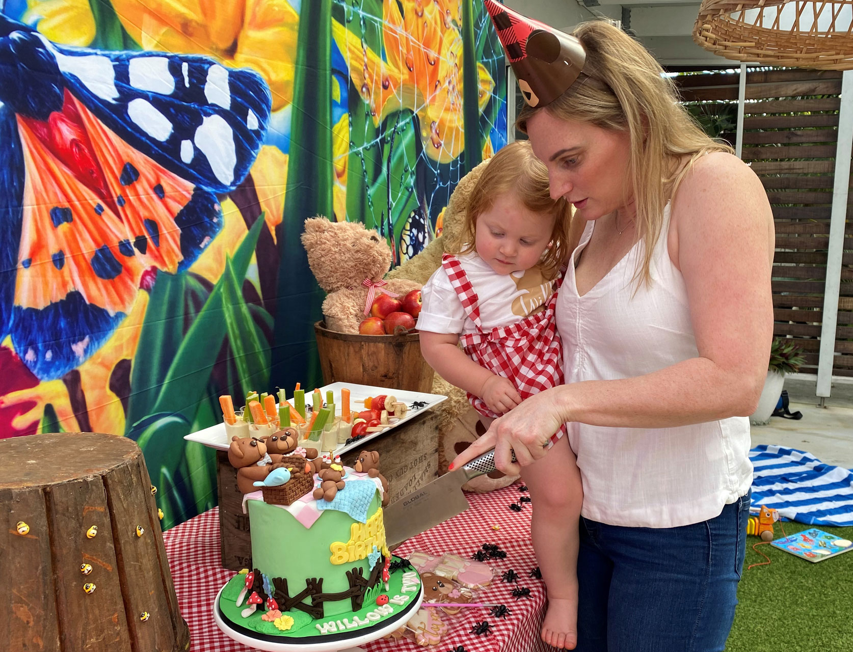 Teddy Bear Picnic Cake Cutting