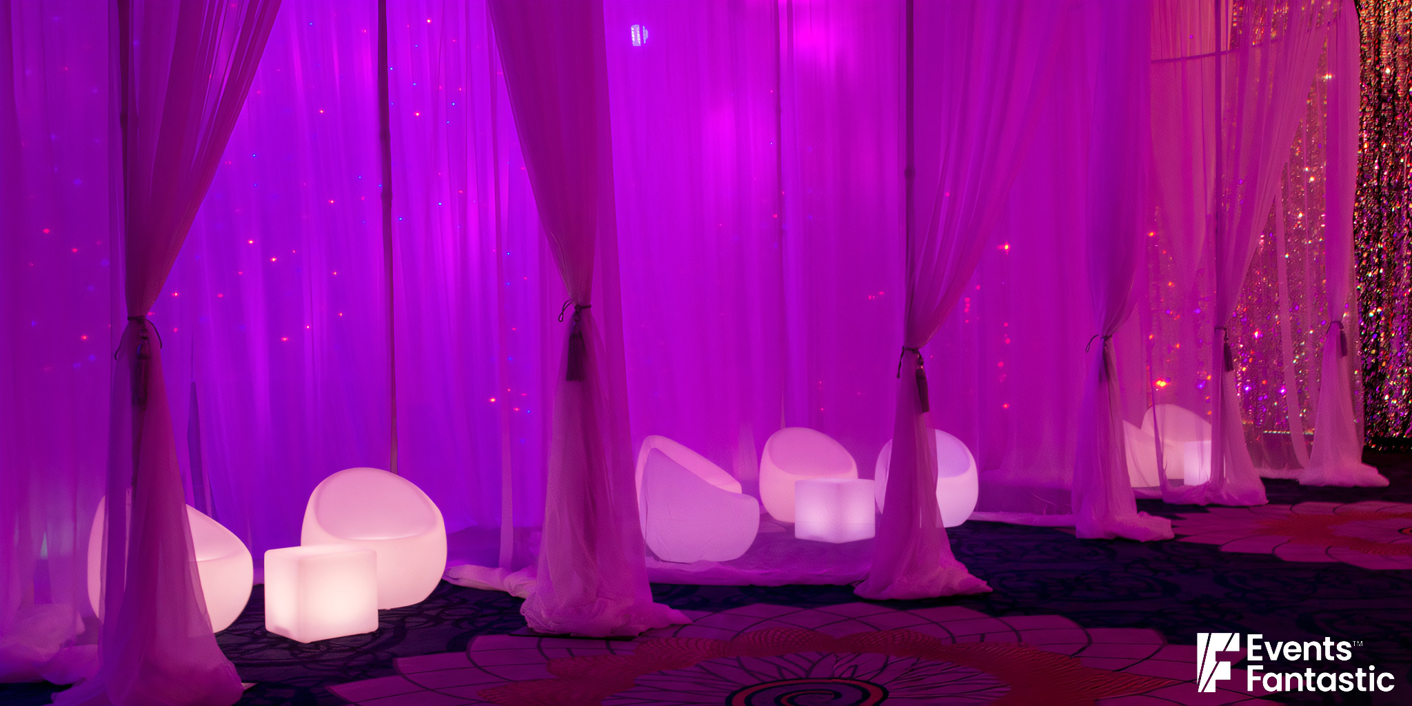 Illuminated Glow Cube For Hire ⋆ Events Fantastic Australia